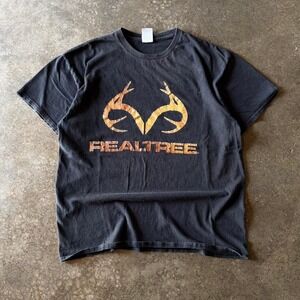 2000s realtree spellout tee